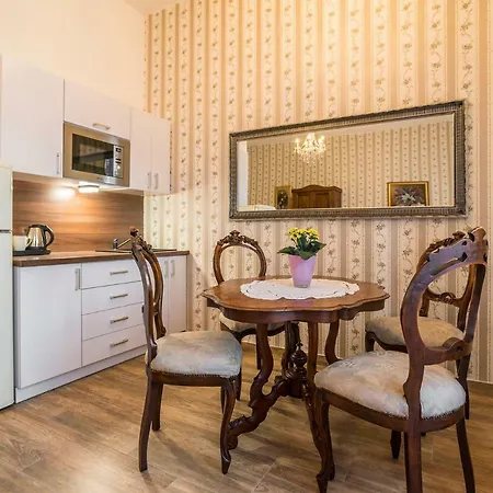 Retro Apartments Bosak Contactless Check-In-2